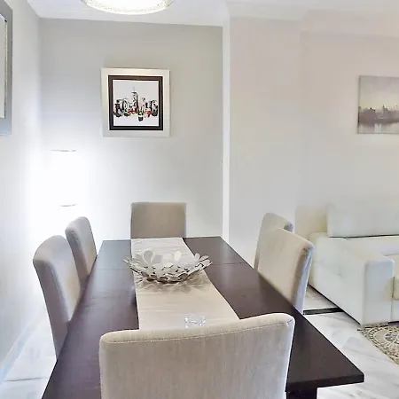 Family Friendly Ground Floor 2 Bedroom Dama De Noche Rdr200 Apartment
